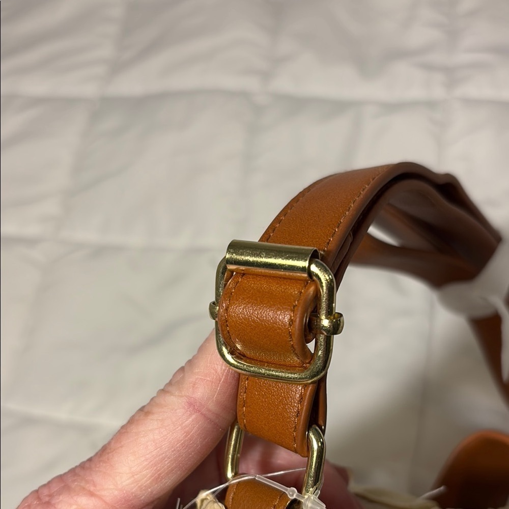 Cream and Brown Crossbody Bag with Woven Straw and Leather Flap - Picture 7 of 7